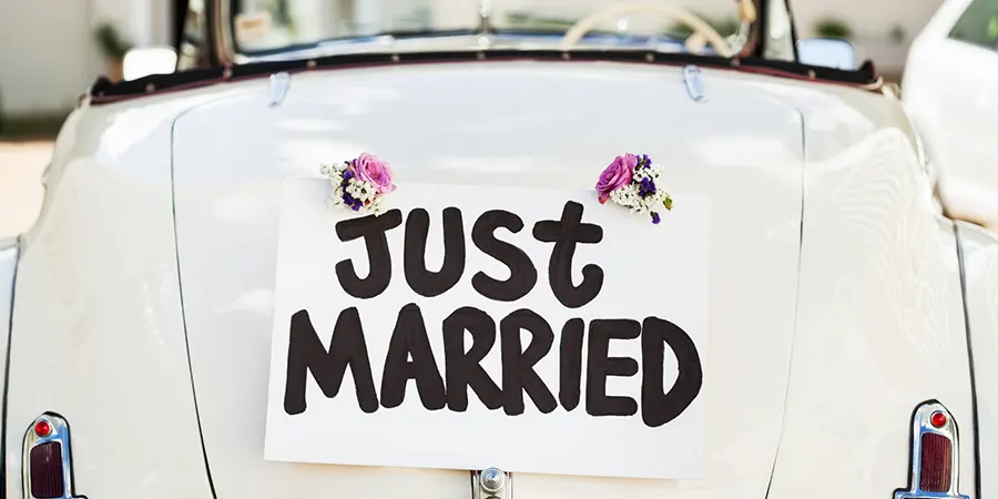 Getting Married Abroad as an Expat: Financial and Legal Planning Essentials