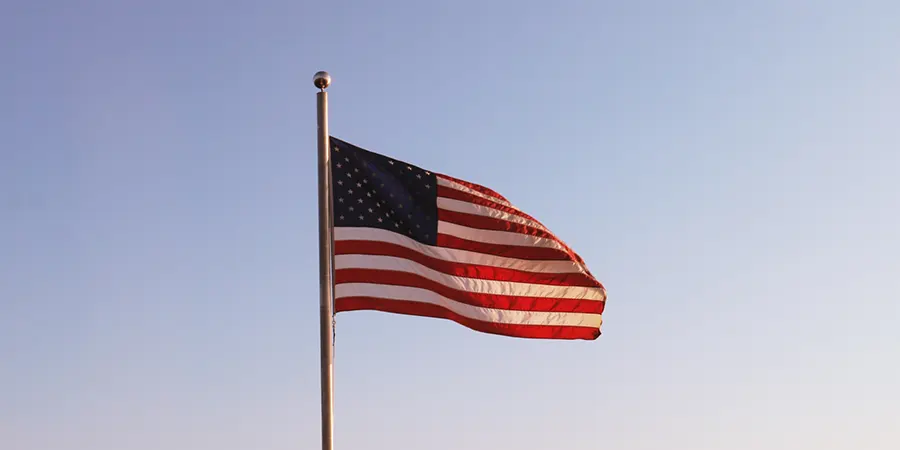 Can I Still Invest as a US Citizen Living Abroad?